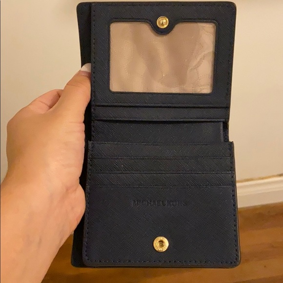 MICHAEL Michael Kors wallet - Picture 3 of 4